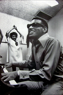 Ray Charles Video Museum: Ray Charles Is In Town - Chronology 1969